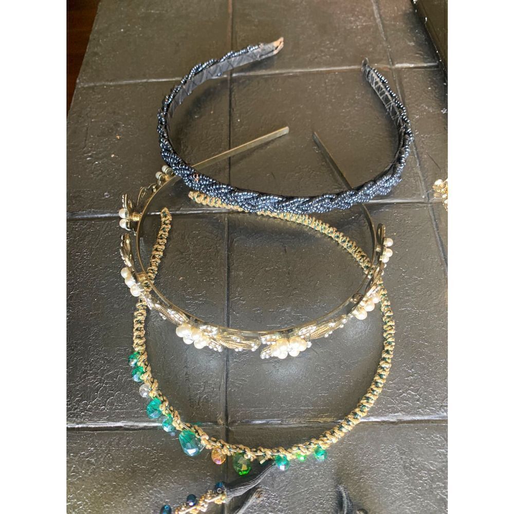 Bundle of Tiara and Hair bands (assorted) - Picture 11 of 12